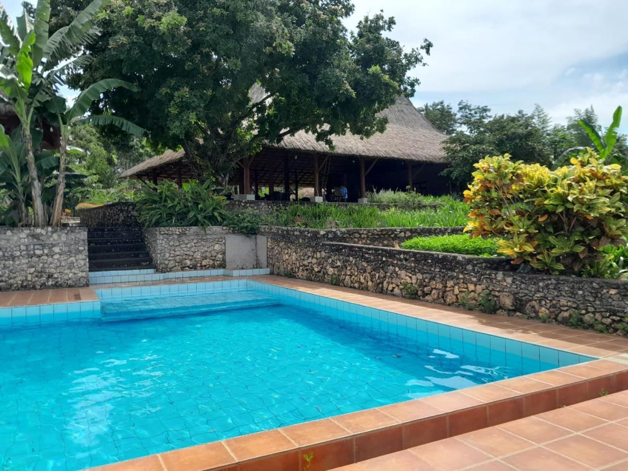 Deke Sumba Nautil Resort מראה חיצוני תמונה